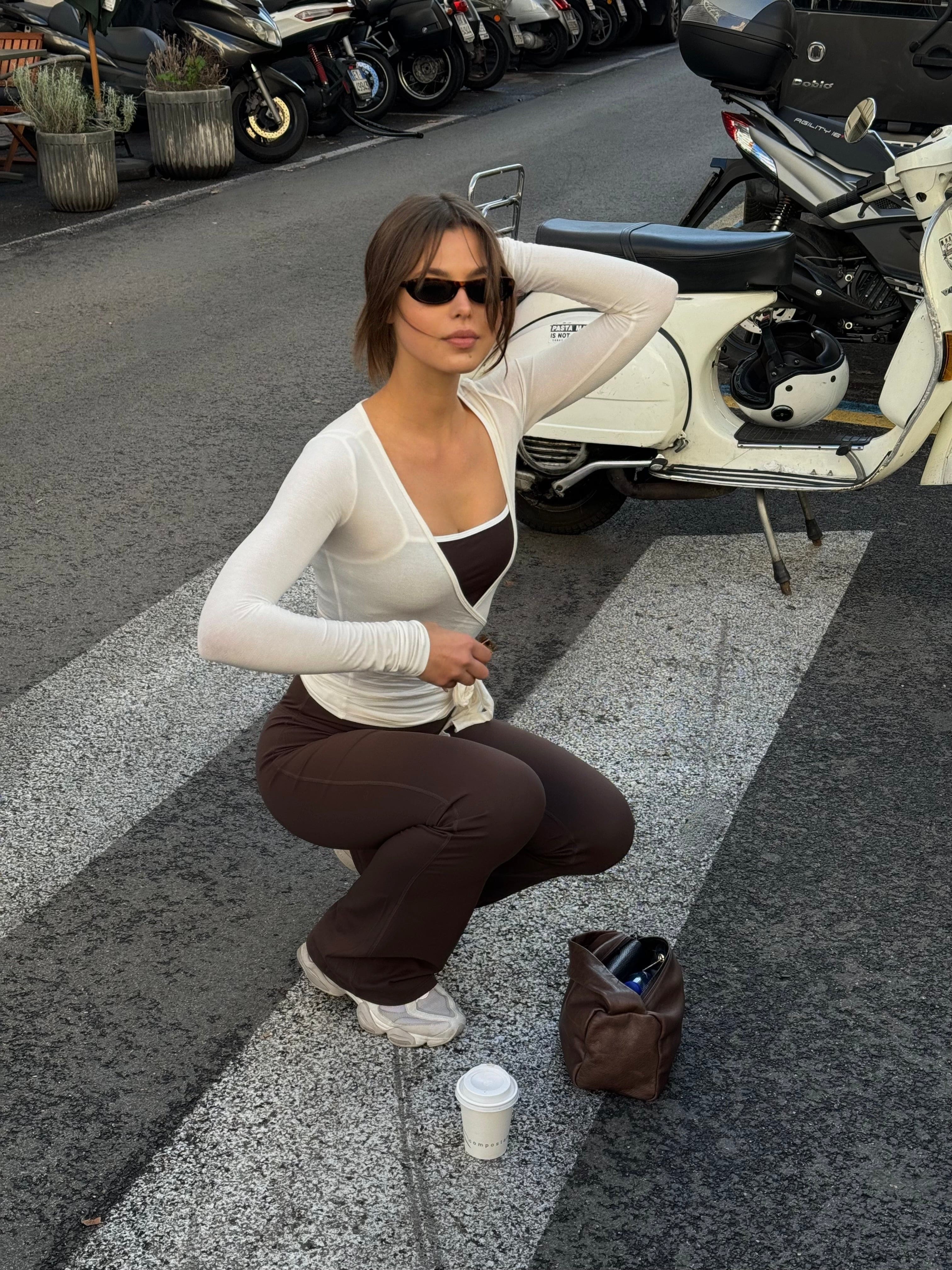 @elisachecchin