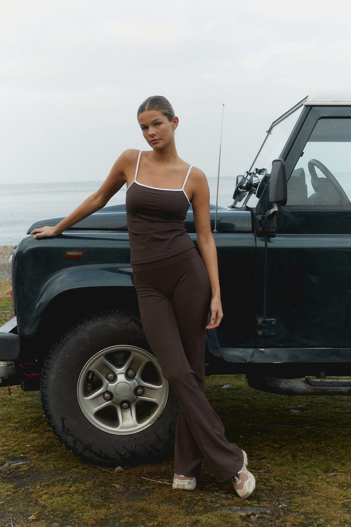 Exercere Tights Flare Yoga Pants - Pecan Brown