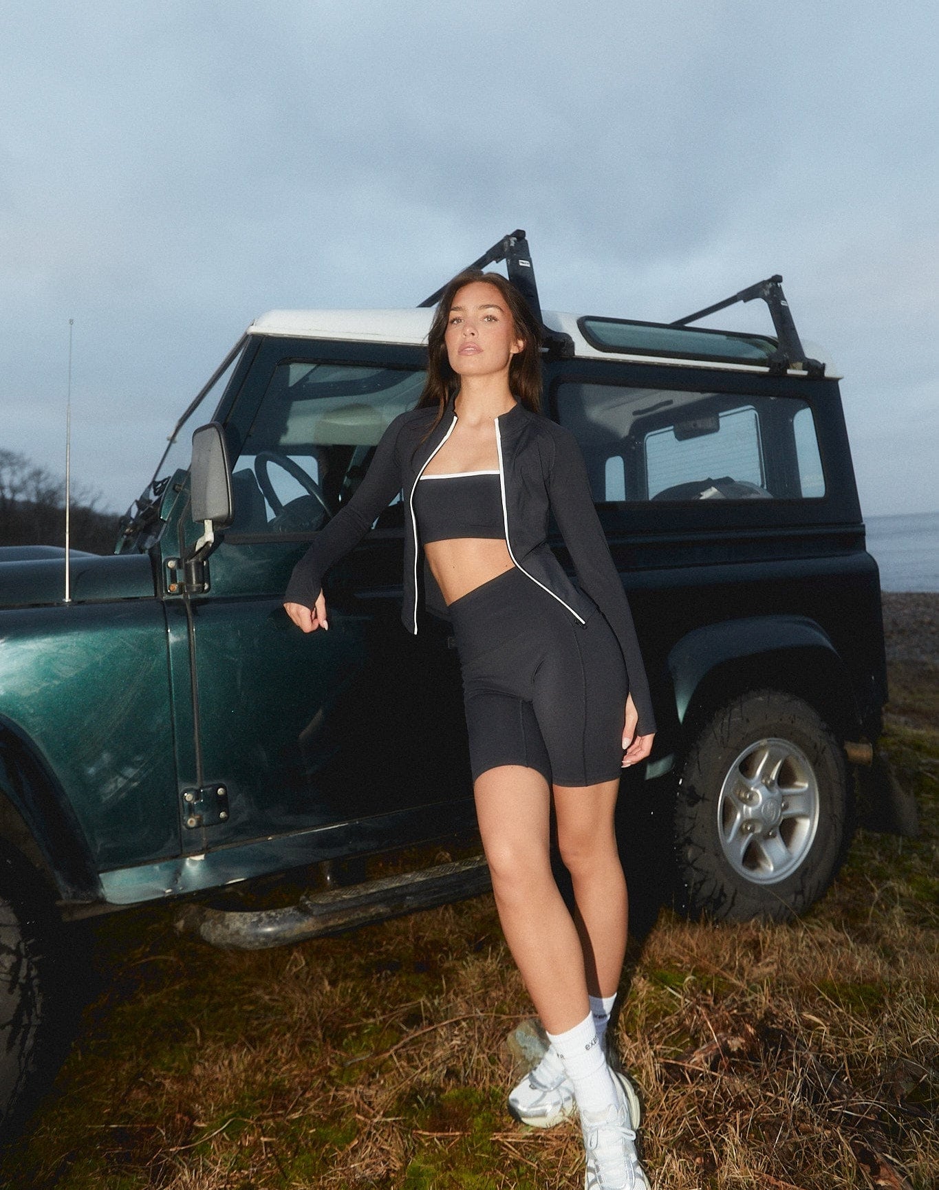 Exercere Blouses Active Zip Blouse - Black