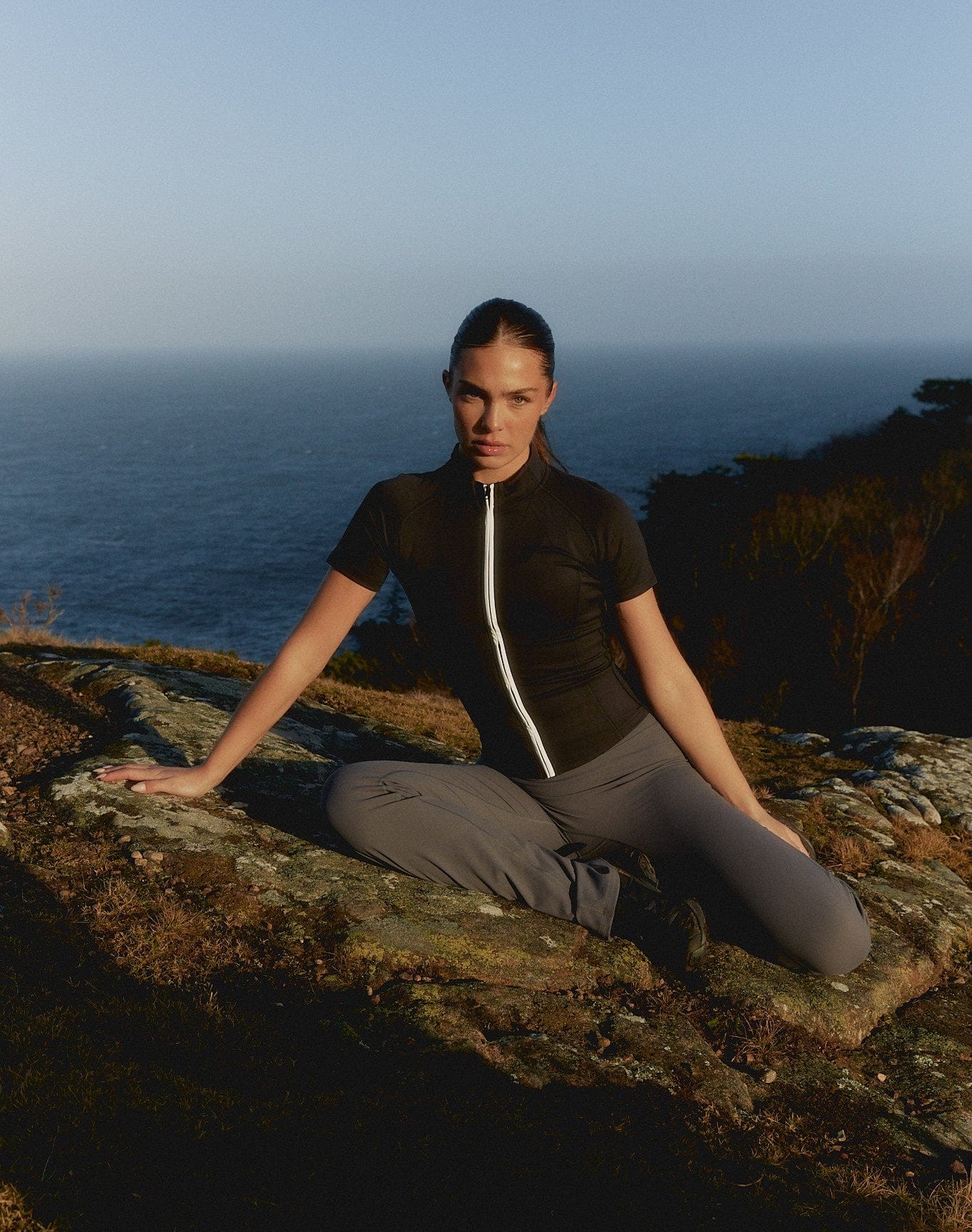 Exercere Blouses Active Short Sleeve Blouse - Black