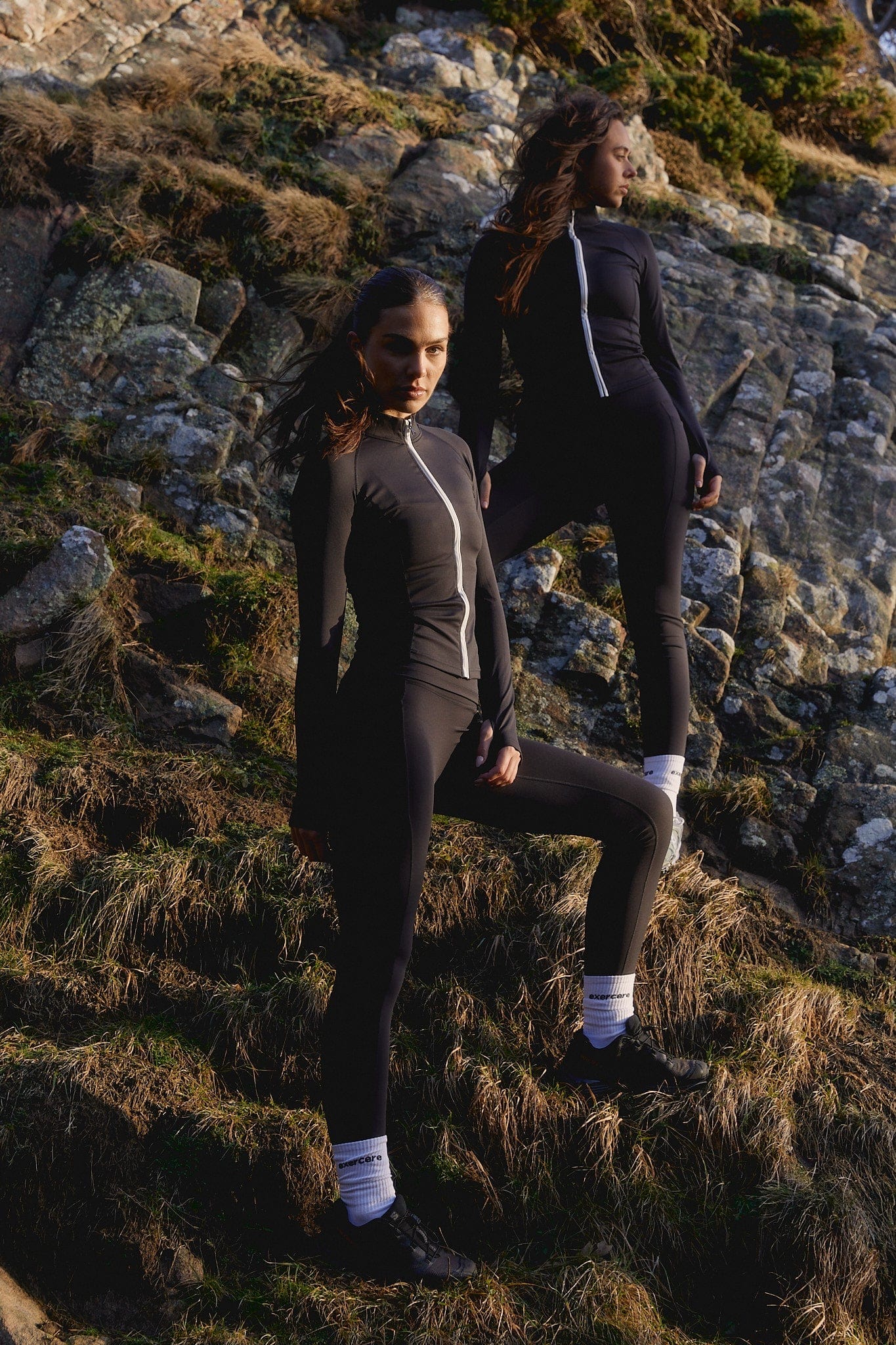 Exercere Blouses Active Zip Blouse - Black